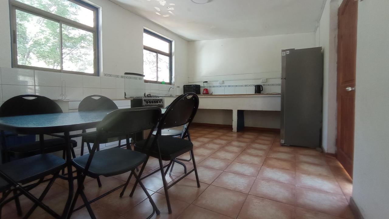 Hostal Los Penones Сан-Альфонсо Екстер'єр фото