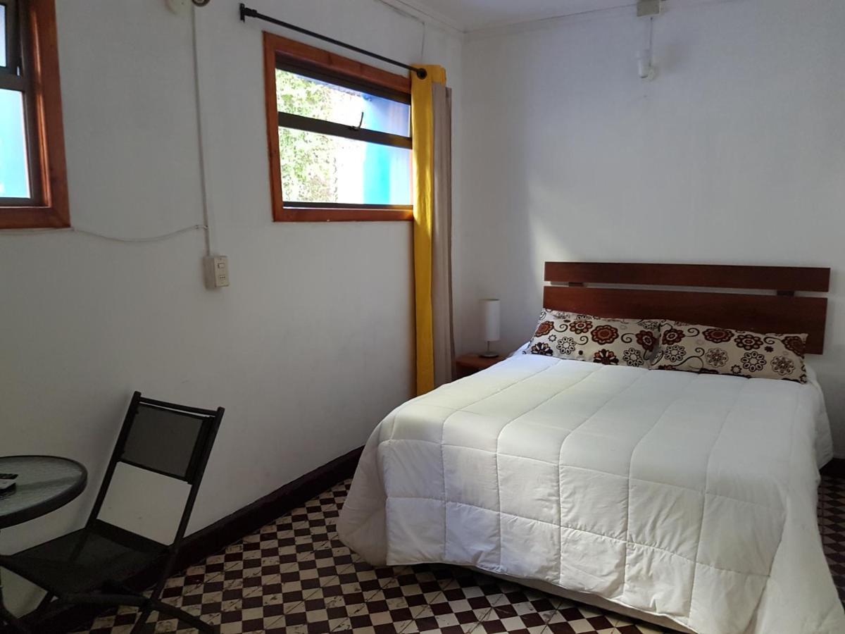 Hostal Los Penones Сан-Альфонсо Екстер'єр фото